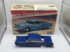 1974 Revell Snap Together 57 Ford Fairlane H-1103 Box Instructions And Body