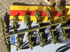 Heller LOT OF 2 kits #79647 & #79648 OPENED SEE ALL PHOTOS