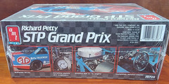 AMT ERTL #43 Richard Petty STP Grand Prix Vintage NASCAR Model 1:25 SEALED
