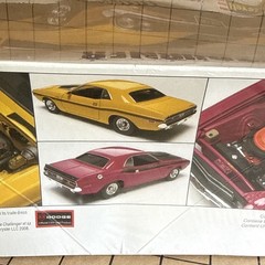 NEW Revell Street Burner ’70 Dodge Challenger 2n1 RT/TA Sealed Box 1:25 Kit 4213