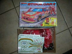 Monogram Stock Car+ Heinz Pontiac Grand Prix Model Kit – 1/24 – USA (G 74)