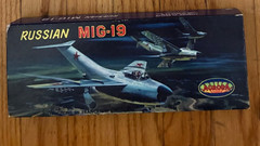 AURORA Kit #66A RUSSIAN MIG-19!! Great Kit!! Complete!
