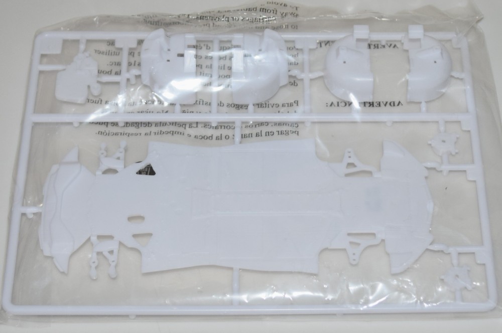 REVELL 2022 C8 CORVETTE 14583 ⭐PARTS⭐ SPRUE I-CHASSIS ASSEMBLY+MORE 1:25