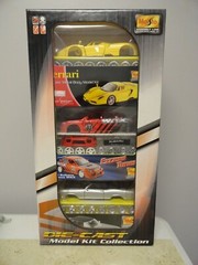 2004 MAISTO (3) Die Cast Unassembled Model Kits D/S