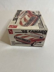 AMT 1968 Chevrolet Camaro Z-28 Issued 1999 Looks Complete 1:25 Model Kit 6559