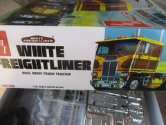 🏁AMT 620 White Freightliner Dual Drive SEMI Truck KIT 1/25 MORE LISTED
