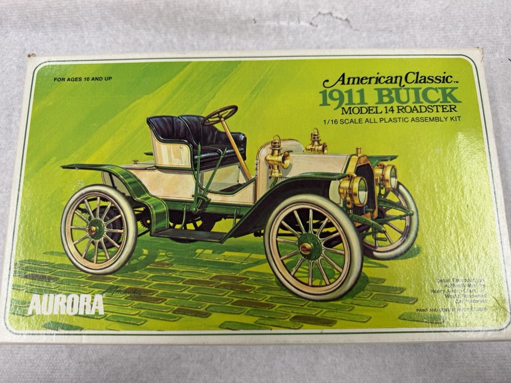 GREAT NOS Unassem. Aurora American Classic 1911 Buick Model 14 Roadster Kit#153!
