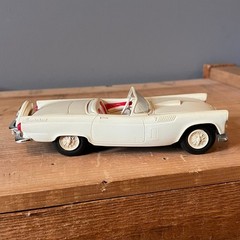 1957 Ford Thunderbird White Red Convertible AMT Dealer Promo Model Vintage