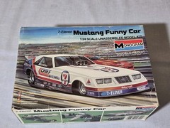 Vintage 1/24 MONOGRAM 7-ELEVEN MUSTANG FUNNY CAR #2710 FACTORY SEALED INSIDE ’85