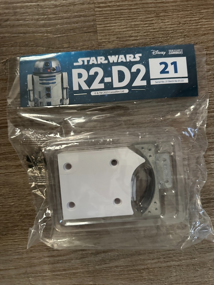 DeAgostini Eaglemoss Fanhome – Build your own R2-D2 – USA Seller – Stage 021