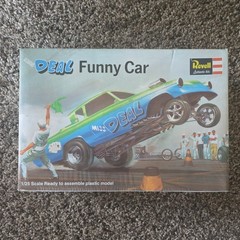 1967 Revell Miss Deal Studebaker DRAG Racing FUNNY CAR Model Car KIT H-1266