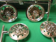 W900 Kenworth Peterbilt 359 1/25 Semi Truck Chrome Rim Wheel Tire Tractor Set