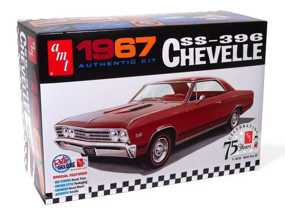 AMT 1:25 1967 Chevrolet Chevelle SS-396 Plastic Model Kit AMT1388
