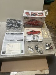 Chevy SSR Revell 85-7691 1:25 (complete, verified, started)