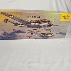 Heller Liore 45 1/72 Scale Plastic Model Kit
