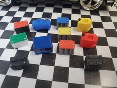 Battery Charger Shelf Gas Can Air Tank 1/24 1/25 Scale Garage Blue Red Top Green