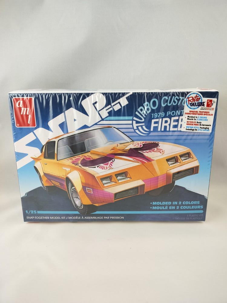 AMT 1979 Pontiac Firebird Turbo Custom Car 1/25 Snap Fit Model Kit New Sealed