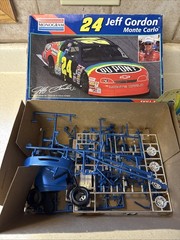 Jeff Gordan 1:24 Model Monogram Monte Carlo kit Skill 3 – 85-2476 For Parts Only