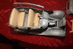 HUBLEY FORD 4 DOOR SEDAN METAL MODEL KIT HOT ROD PARTS REPAIR 1:20 JUNKYARD