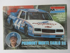 Orig. 1984 Monogram Kit 2299 1:24 Terry Labonte’s PIEDMONT MONTE CARLO SS SEALED
