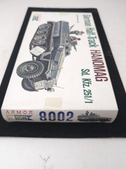 ESCI Armor- HANOMAG Sd. Kfz 251/1 GERMAN HALF-TRACK 1:72 Scale Model Kit