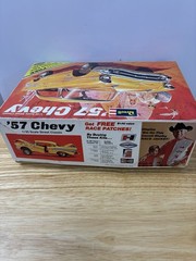 Vtg Revell 1957 Chevy Street Classics 1/25 H-1277 1971 Model Kit Pre- Owned