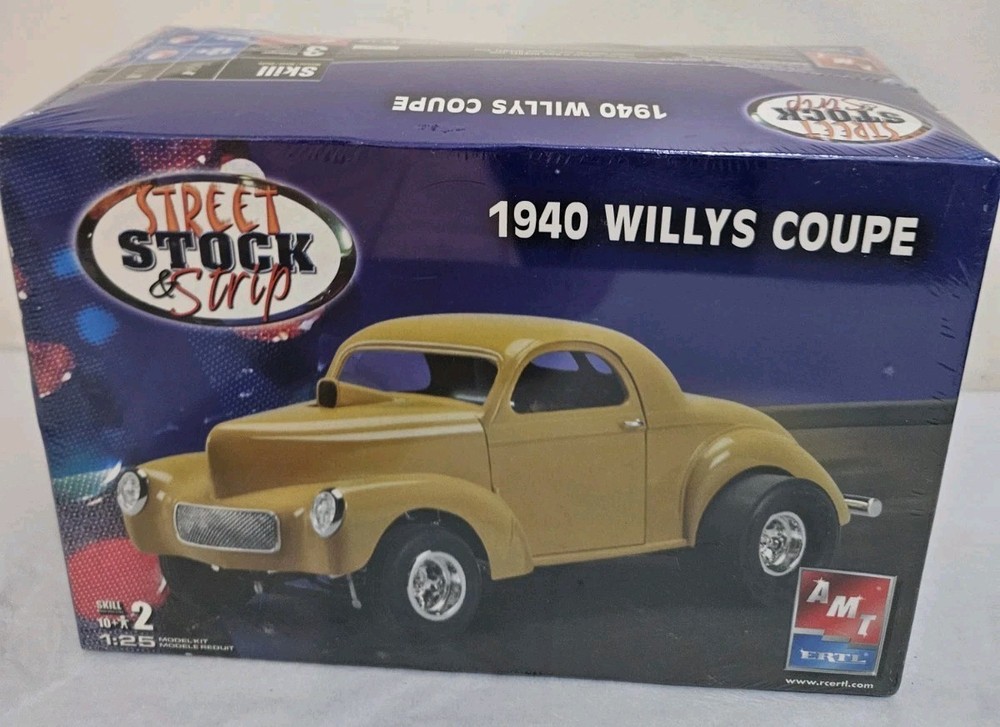1:25 AMT Street Stock & Strip 1940 Willys Coupe