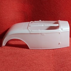 Body Shell & Fenders 1932 Ford Convertible 1:24 Scale Model Car Part Monogram