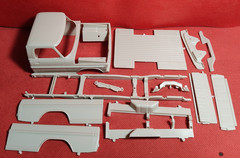 Body Shell & Frame 1968 Mercury Pickup 1:25 Scale Model Car Part Moebius