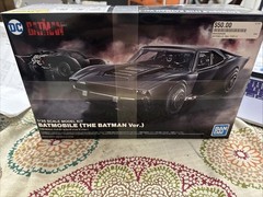 Bandai 2569336 1/35 Batmobile (The Batman Ver.) Model Kit