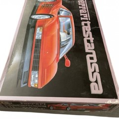 Vintage 1985 Fujimi Ferrari Testarossa 1/16 Scale Red Plastic Model Kit Japan