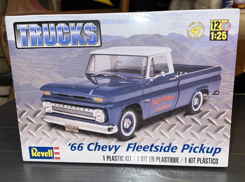 Revell ’66 Chevy Fleetside Pickup 1:25 Scale Plastic Model Factory Sealed 2015