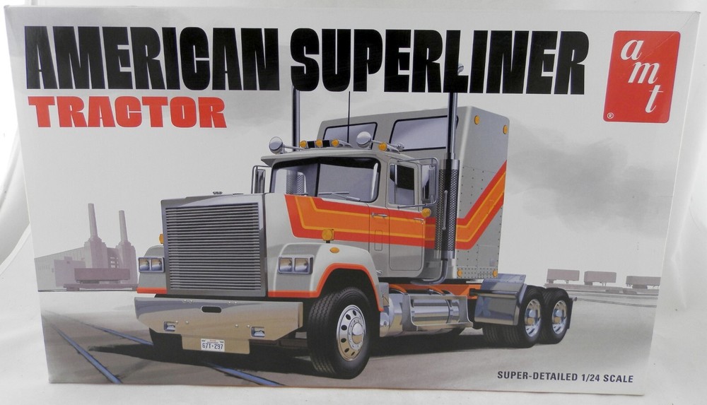 1:24 Scale American Superliner Tractor Plastic Model Kit – AMT #1235/08