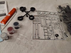 Revell Motorworks 1932 Ford Street Rod 1/24 Model Kit Skill 2