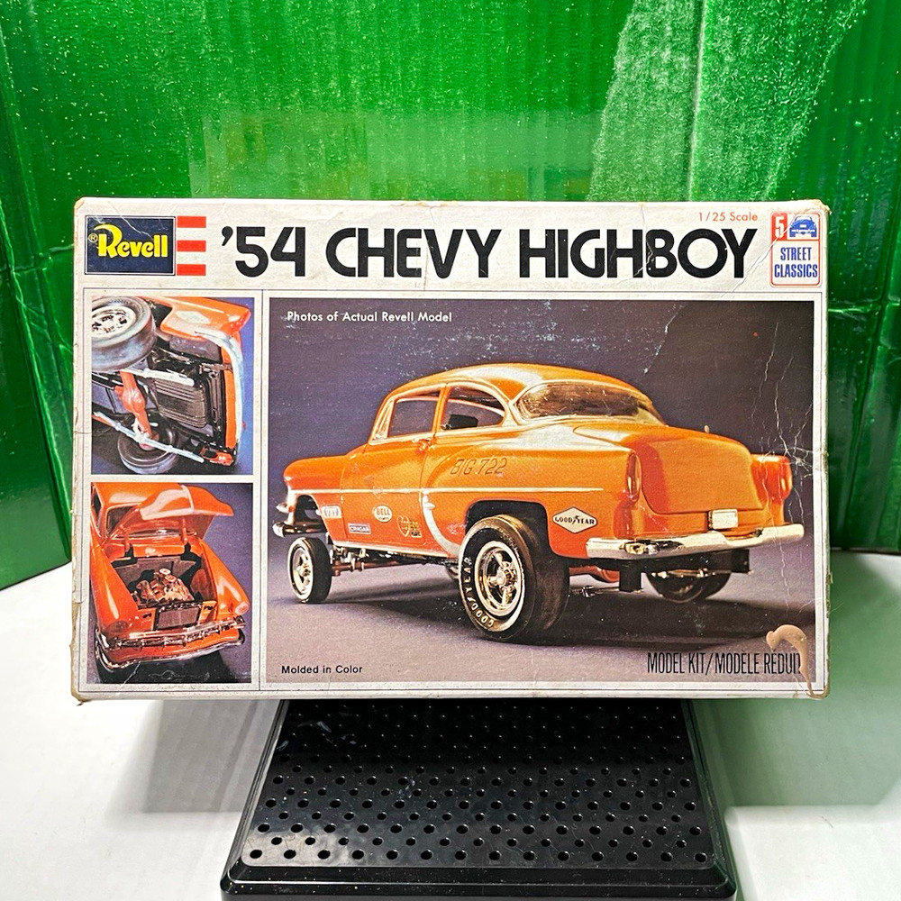 Revell ’54 Chevy Highboy Hot Rod Car Model Kit 1:25 Unassembled Color H-1375