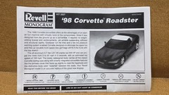 1998 CORVETTE ROADSTER 1/25 Scale REVELL Monogram Model Kit PARTS MISSING