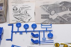 MPC TRIUMPH TR-4 SCALE 1:32 PLASTIC MODEL KIT 2-1016