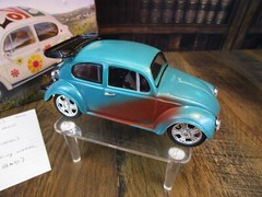 Custom Built REVELL MONOGRAM VW ‘60s VOLKSWAGEN BEETLE 1:25 Model Car #85-7143