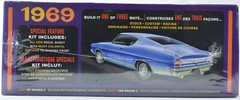 AMT 1969 Ford Torino Cobra Fastback 1:25 Scale Plastic Model Car Kit 1217