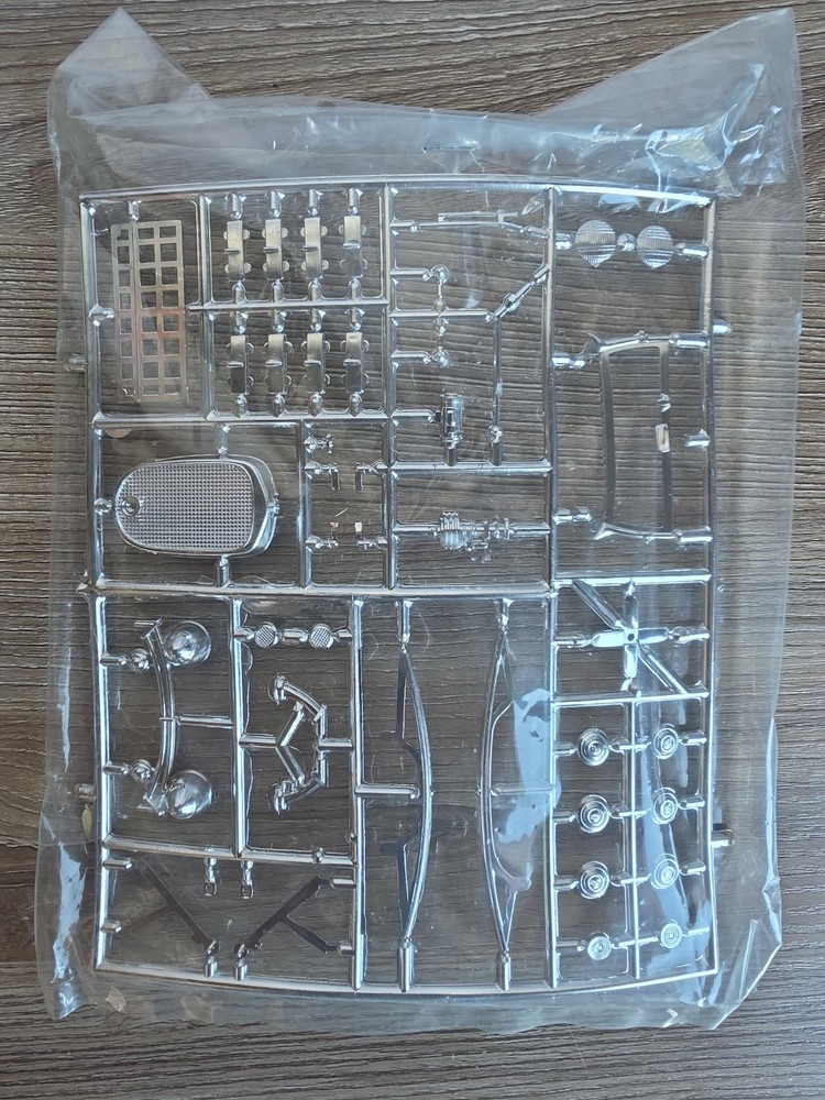 Vintage Hubley Model Metal Plastic Parts Chrome Parts Set