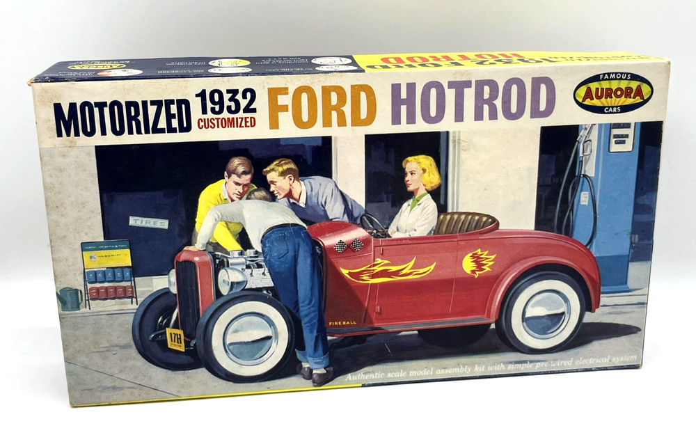 RARE VTG 1960 Aurora Motorized 1932 Ford Hotrod Model Kit Working Motor & Lights