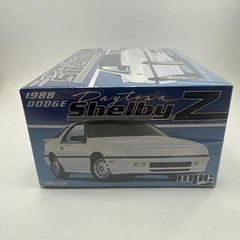 MPC 1988 Dodge Daytona Shelby Z 2 in 1 Model Kit 1/25 Scale Molded in White New