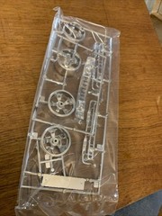 REVELL HUMMER H2 CALIFORNIA WHEELS 1:25 SCALE MODEL NEW IN OPEN BOX