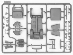 ICM 35484 Plastic model kit Scale 1:35 Moskvitch-401-420A, Soviet passenger car