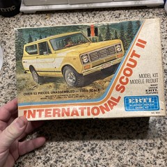 *VINTAGE *FACTORY-SEALED ERTL INTERNATIONAL SCOUT II SPORTY SUV KIT As Seen