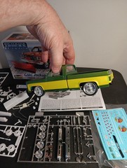 REVELL GMC PICKUP TRUCK CUSTOM TWO TONE PAINT JOB NEEDS TO BE FINISHED 85-7222