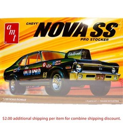 AMT 1972 Chevy Nova SS Pro Stocker 1:25 Scale Model Car Kit