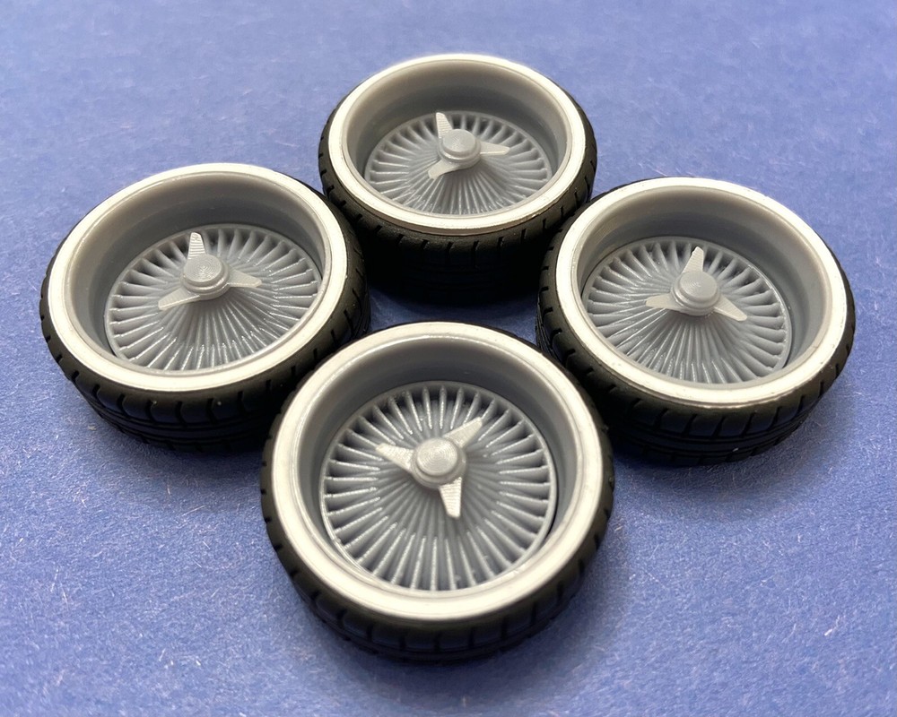 Resin 22 In. Low Rider Dayton Style Wheels, W/One In. Whitewalls,1/24 1/25 Scale