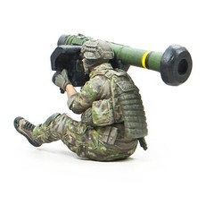 Hobby Fan HF770 1/35 U.S. Green Beret with Javelin missile & Dog Resin Kit Set