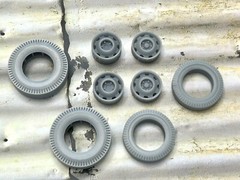 1/24 Scale: Big ‘N Little Piecrust Slicks W/ 15-inch “Divco Milk Truck” Wheels